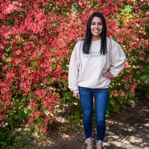 Meet your Posher, Victoria